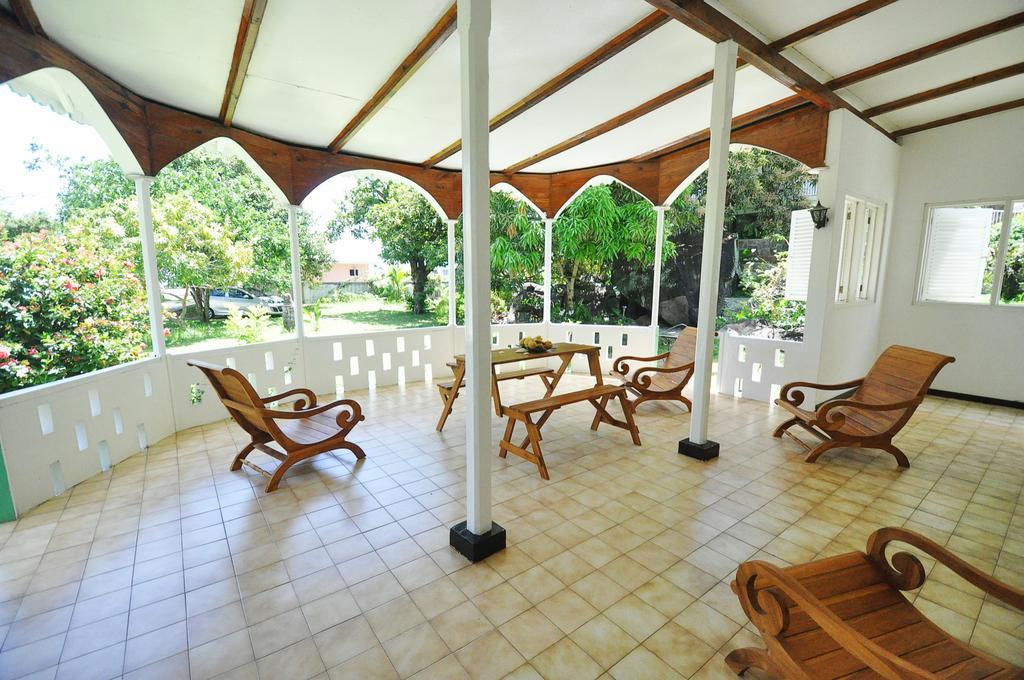 Petit Baie Chalets Au Cap Bagian luar foto