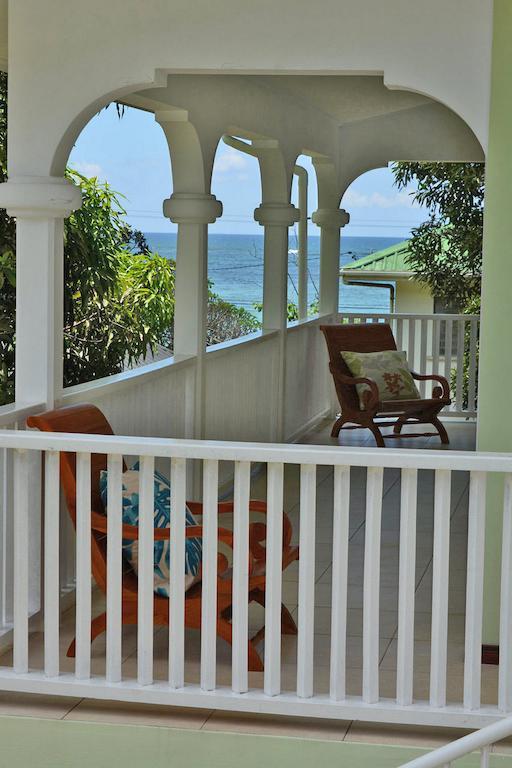 Petit Baie Chalets Au Cap Bagian luar foto