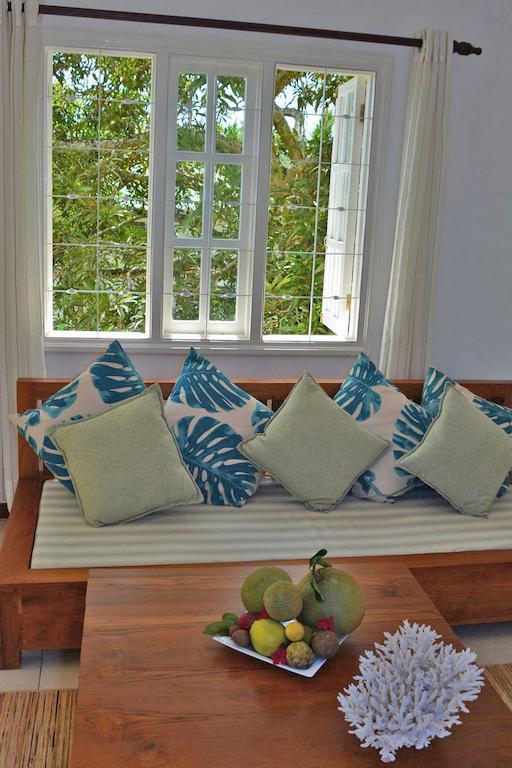 Petit Baie Chalets Au Cap Bagian luar foto